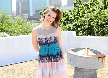 Alexandra Di Nunzio is a graduate candidate of the Master of Arts in Arts Leadership program Alexandra Di Nunzio is a graduate candidate of the Master of Arts in Arts Leadership program